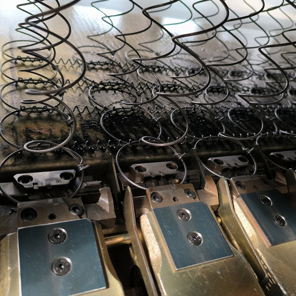 2M Width Mattress Spring de Machine kan het Matrasbed Mesh Size aanpassen