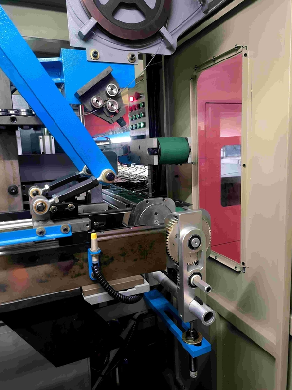 Industriële 60-90 vellen/8 uur Matras Bonnell Spring Bed Core Machine