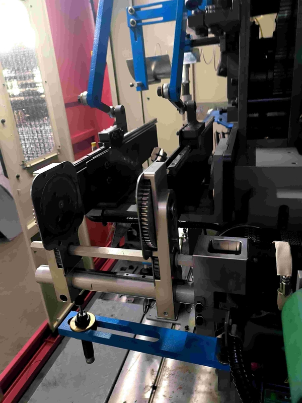 EtherCAT Servo Control Bonnell Spring Bed Core Productie Machine voor 90-100Vers/min